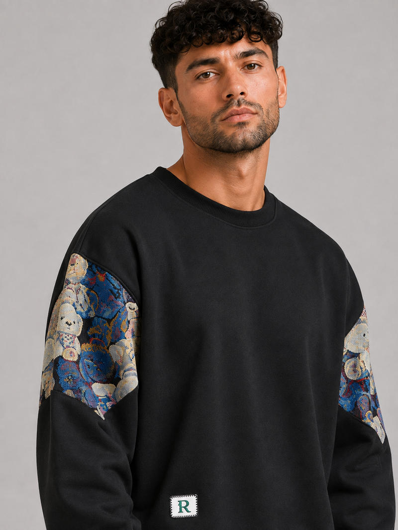 Mochuang Embroidered Pullover Sweatshirt