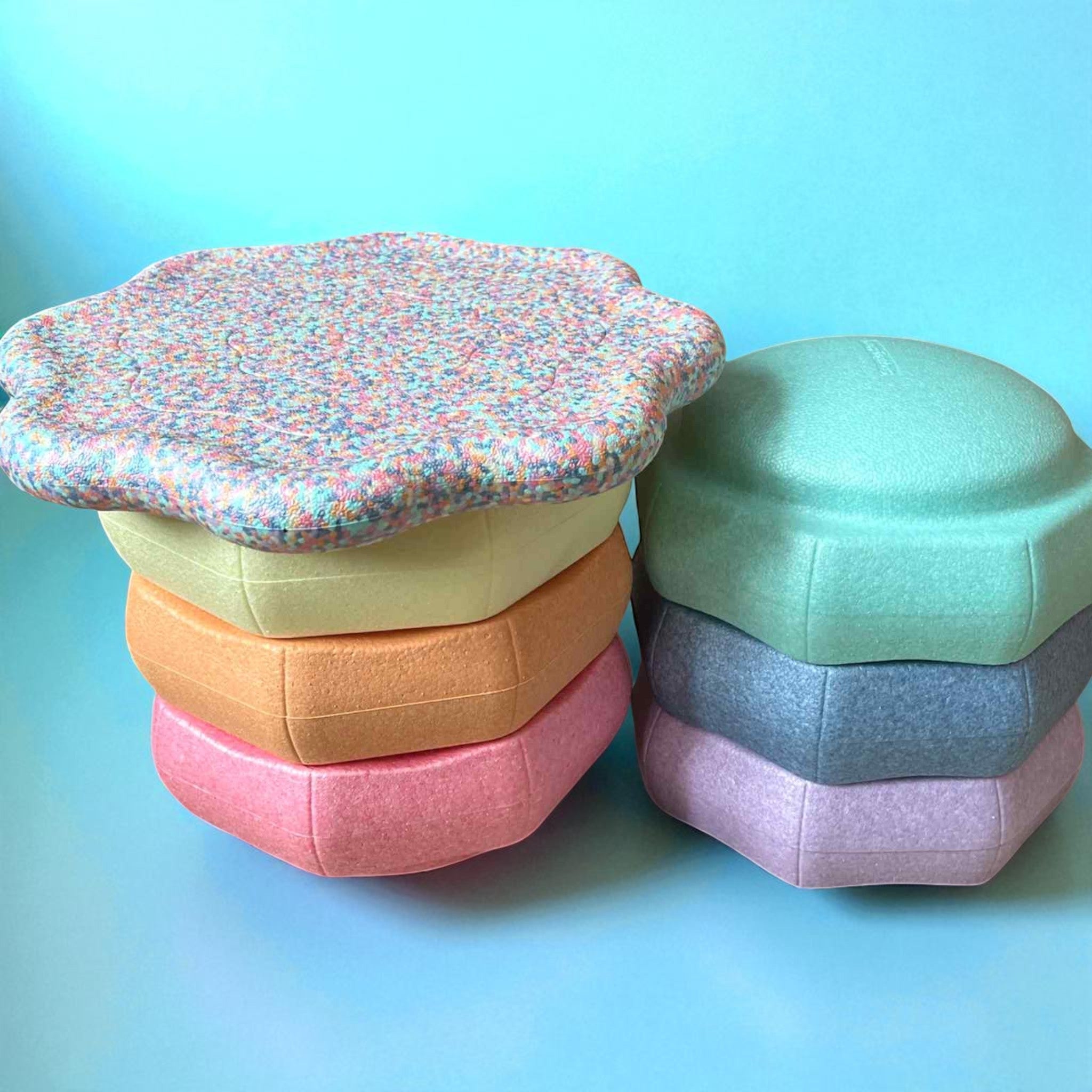 Flower-Shaped Balance Board for Stepping Stones – Pastel Confetti Color - Image 4