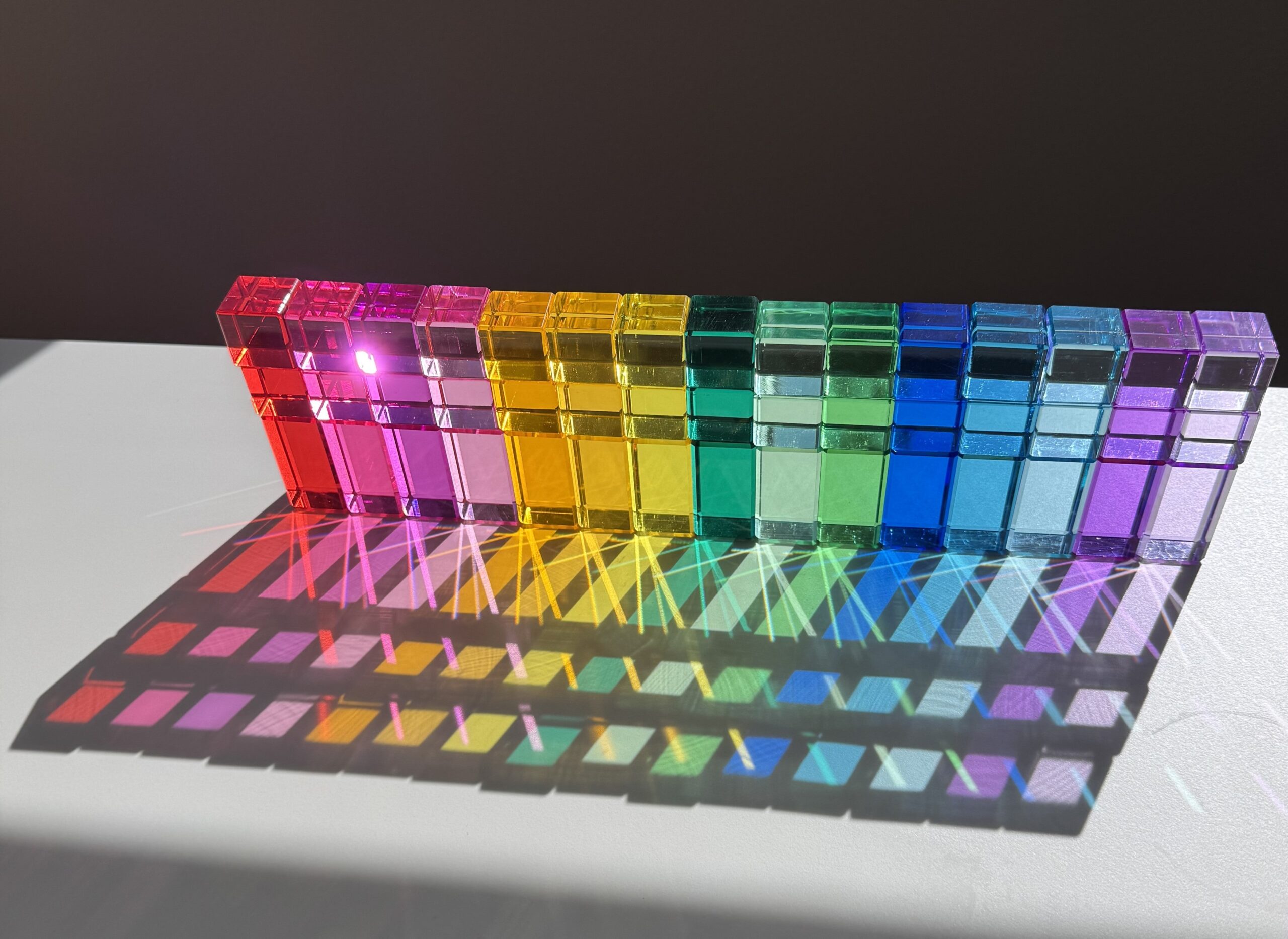 45 Pcs High Transparency 15 Color Crystal Clear Acrylic Cubes and Rectangular Prisms Set - Image 6