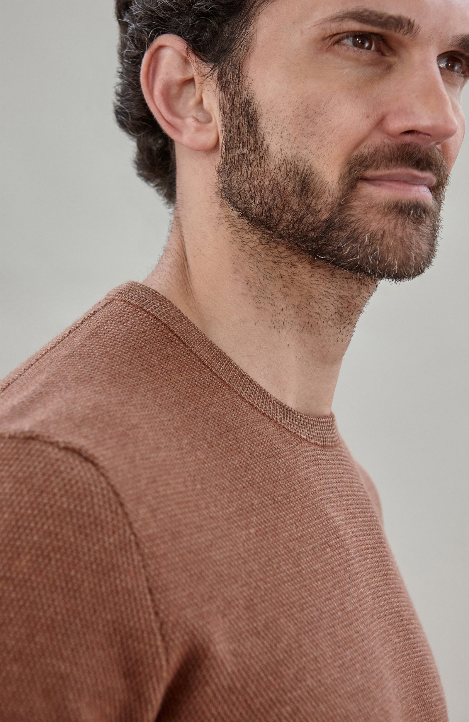 10036 russet m el model mens cotton two tone textured t shirt 8 10036 russet m el model mens cotton two tone textured t shirt 8