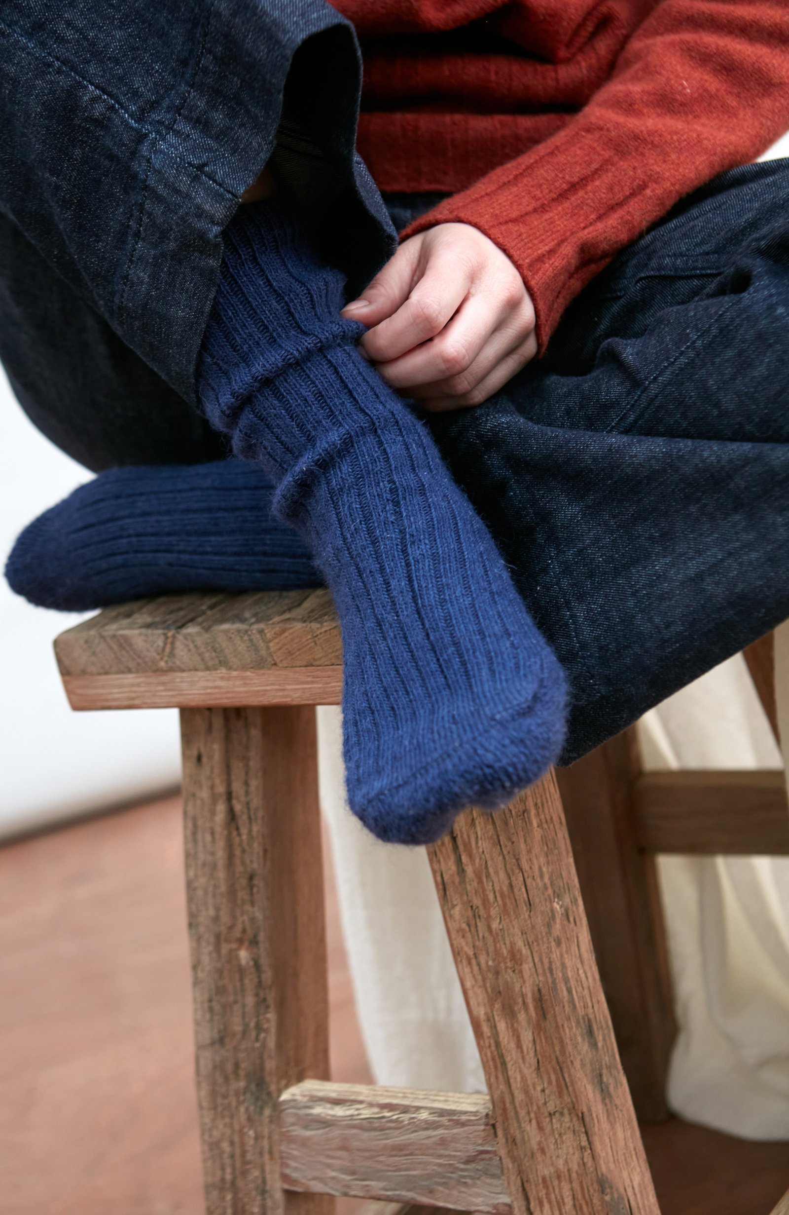 1006a navy el model alpaca cushion sole walking socks 2 1 1006a navy el model alpaca cushion sole walking socks 2 1