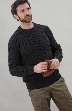7697 slate m el model mens chunky merino cable jumper 4