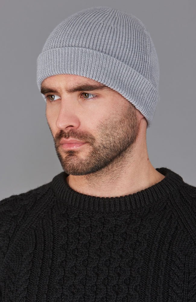 8102 light grey model unisex heavyweight merino activewear beanie 1 8102 light grey model unisex heavyweight merino activewear beanie 1